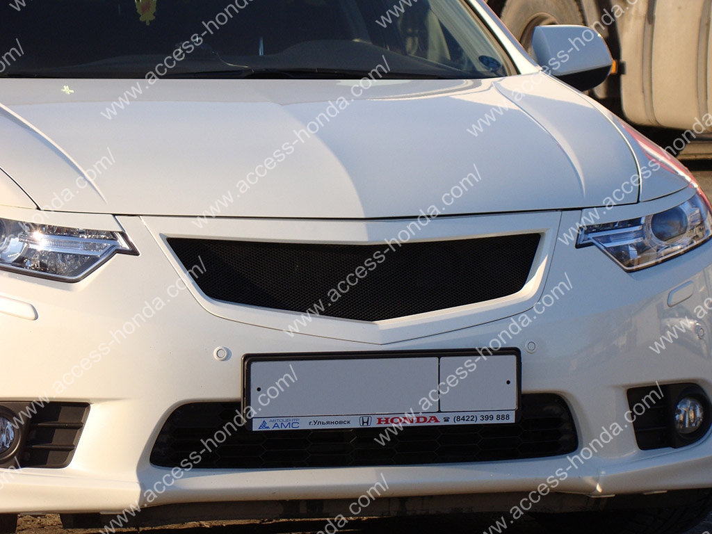 Рамка номера 71145-TZ3-R00