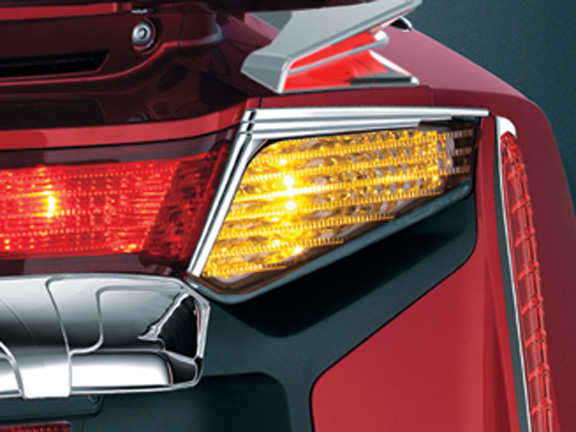 Хромированные накладки на стоп-сигналы (Пара) для Honda GL1800 Gold Wing 3246