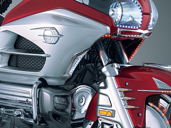 Хромированные накладки на воздухозаборники для Honda GL1800 Gold Wing 3904