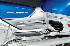 Хромированные накладки на аккумуляторный отсек (Пара) для Honda GL1800 Gold Wing 52-822