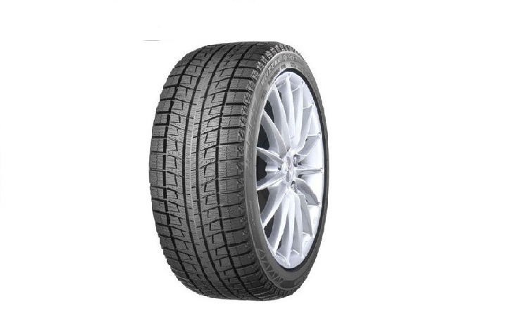 Bridgestone Blizzak SR02 