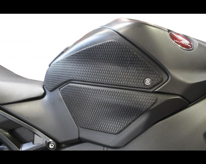 Комплект защитных наклеек на бак TechSpec  для мотоцикла Honda CBR1000RR 17-