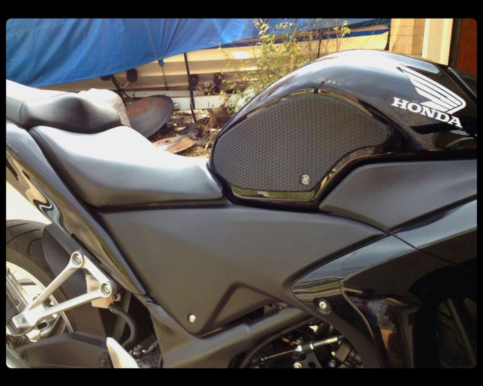 Комплект защитных наклеек на бак TechSpec  для мотоцикла Honda CBR250RR