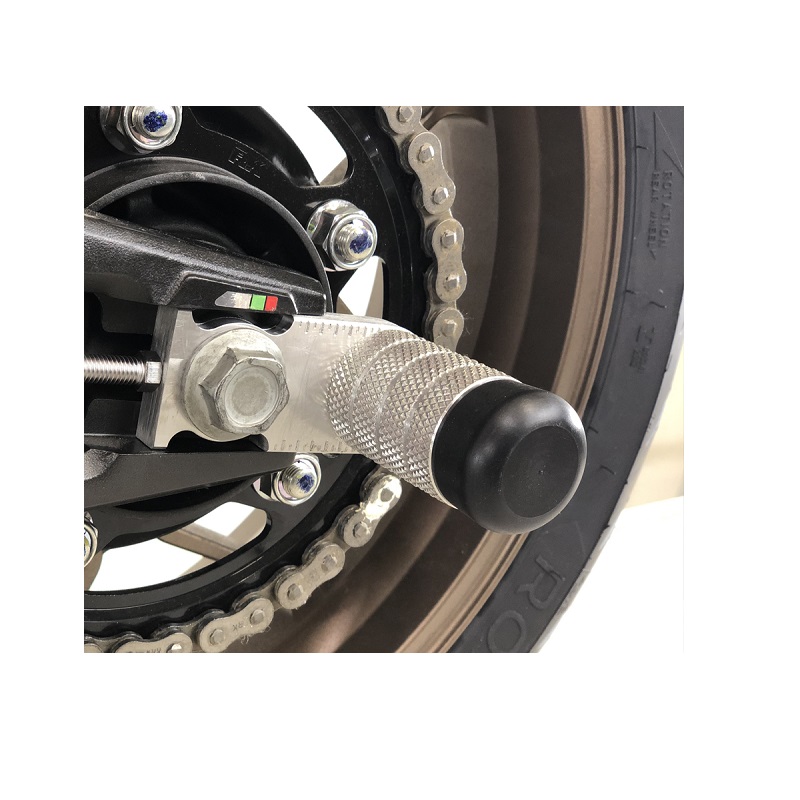 Пеги Crazy Iron в ось заднего колеса мотоцикла Honda CB650R NEO SPORTS CAFE