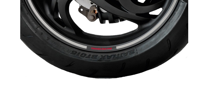 Комплект оригинальных наклеек на обод колеса HONDA 08F84MFJ810A (08F84-MFJ-810A) (белые)