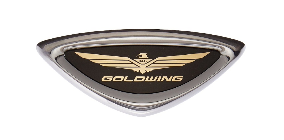 Оригинальная декоративная эмблема на переднее крыло мотоцикла Honda GL1800 Gold Wing '01-'16/F6B Bagger '13-'16 08F85MCA800L (08F85-MCA-800L)