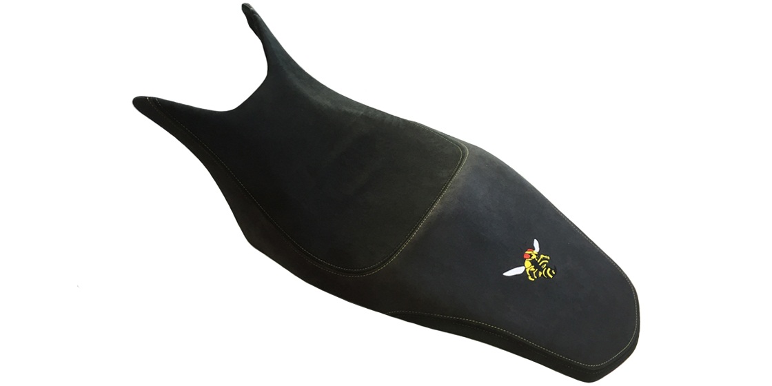 Оригинальное водительское сиденье из алькантары с логотипом для мотоцикла Honda CB600F/FA Hornet '07-'10 08F82MFG800 (08F82-MFG-800)