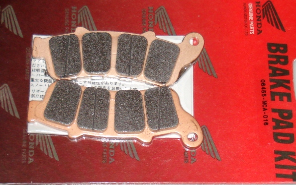 Колодки тормозные передние левые для Honda GL1800 (06455MCA016)