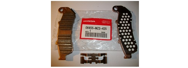 Оригинальные колодки тормозные передние/задние для мотоцикла HONDA 06455MZ2425 (06455-MZ2-425)