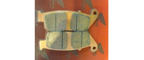 Оригинальные передние тормозные колодки для мотоцикла HONDA 06455MALG01 (06455-MAL-G01)