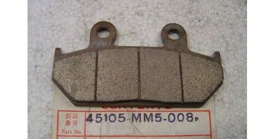 Оригинальные передние тормозные колодки для мотоцикла HONDA 45105MM5008 (45105-MM5-008)