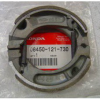 Оригинальные колодки тормозные задние для мотоцикла HONDA 06450121730 (06450-121-730) Оригинальные колодки тормозные задние для мотоцикла HONDA 06450121730 (06450-121-730)