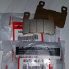 Оригинальные передние тормозные колодки для мотоцикла Honda 06455MBW016 (06455-MBW-016) Оригинальные передние тормозные колодки для мотоцикла Honda 06455MBW016 (06455-MBW-016)