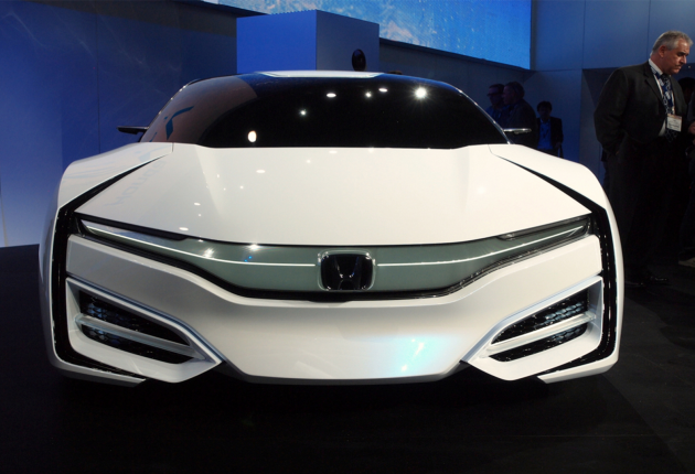 Honda представит Honda e Prototype на Неделе дизайна в Милане.