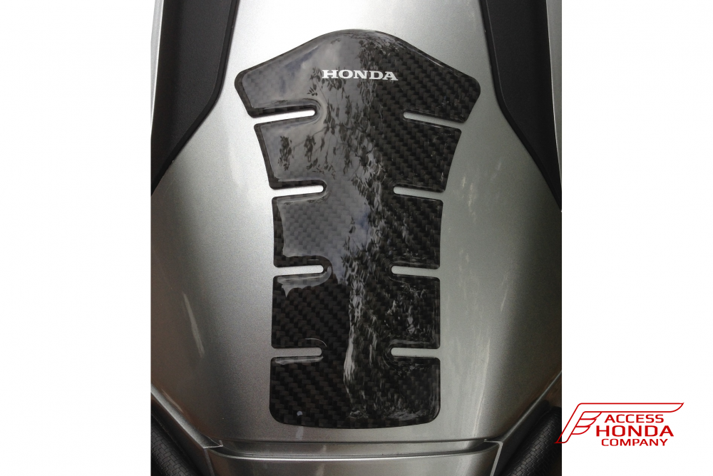 Оригинальная карбоновая наклейка на бак мотоцикла Honda 08P61MEW200A (08P61-MEW-200A) Оригинальная карбоновая наклейка на бак мотоцикла Honda 08P61MEW200A (08P61-MEW-200A)