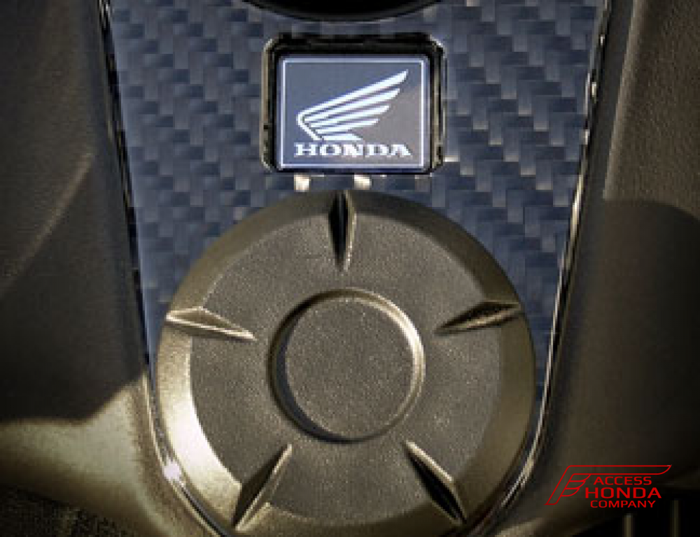 Оригинальная карбоновая наклейка на траверсу мотоцикла Honda VFR1200F/FD 08P61MGE200C (08P61-MGE-200C) Оригинальная карбоновая наклейка на траверсу мотоцикла Honda VFR1200F/FD 08P61MGE200C (08P61-MGE-200C)