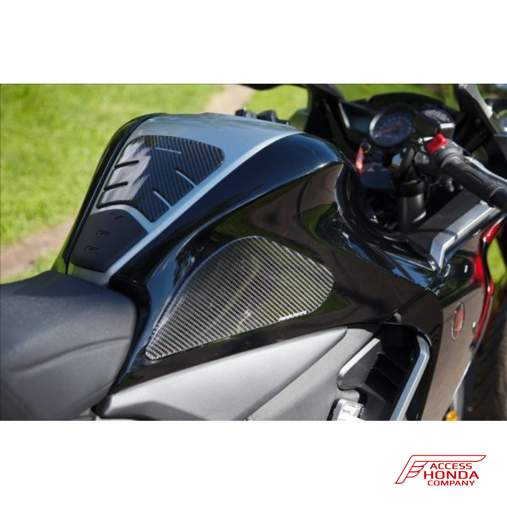 Оригинальные боковые карбоновые наклейки на бак мотоцикла Honda VFR1200F/FD 08P61MGE200E (08P61-MGE-200E) Оригинальные боковые карбоновые наклейки на бак мотоцикла Honda VFR1200F/FD 08P61MGE200E (08P61-MGE-200E)