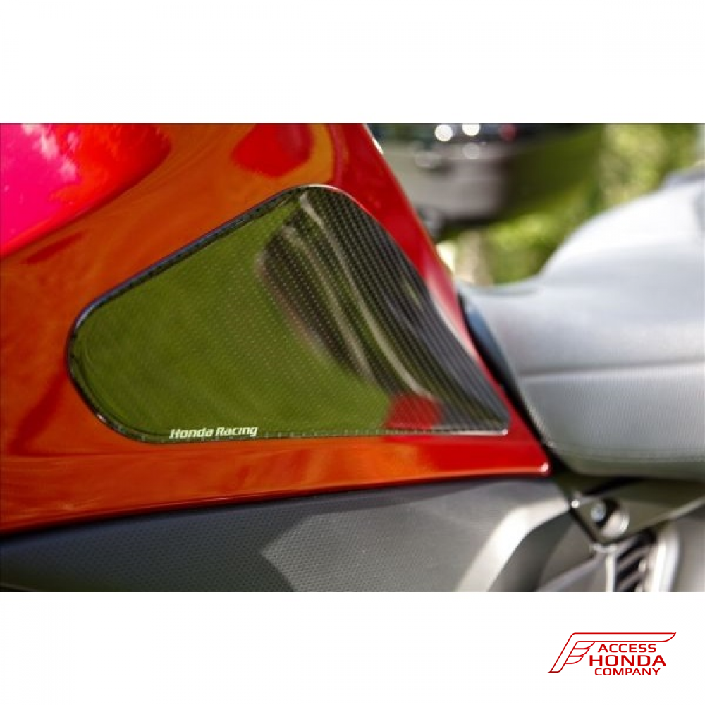 Оригинальные боковые карбоновые наклейки на бак мотоцикла Honda VFR1200F/FD 08P61MGE200E (08P61-MGE-200E) Оригинальные боковые карбоновые наклейки на бак мотоцикла Honda VFR1200F/FD 08P61MGE200E (08P61-MGE-200E)