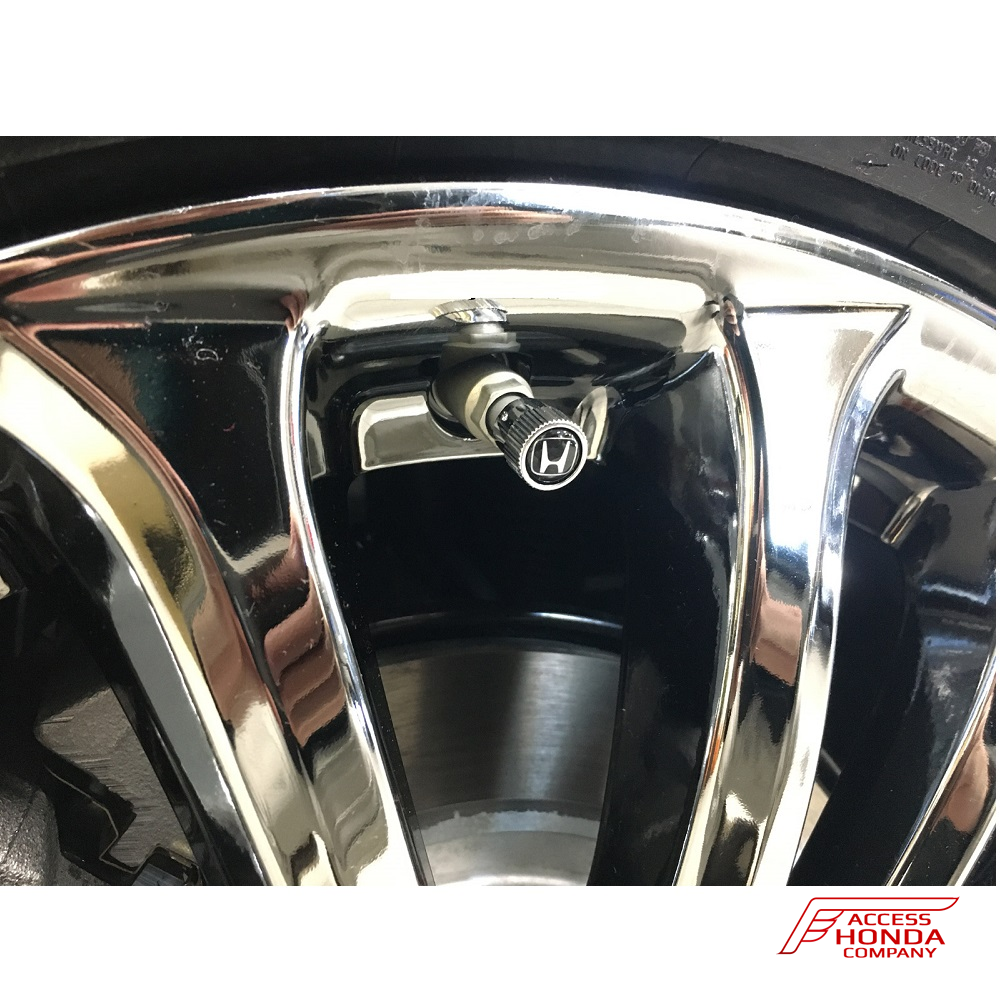 Комплект колпачков на ниппеля для автомобилей Honda Комплект колпачков на ниппеля для автомобилей Honda