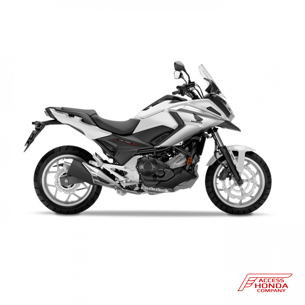 Боковая облицовочная панель багажного отделения (левая) для Honda NC750X 2016- (Color: Матовый жемчужно-белый NHB54) Боковая облицовочная панель багажного отделения (левая) для Honda NC750X 2016- (Color: Матовый жемчужно-белый NHB54)