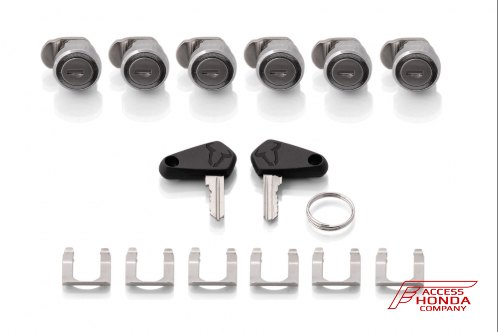 Комплект премиальных боковых алюминиевых серебристых кофров 45 л. и креплений SW-MOTECH для Honda VFR 1200 X Crosstourer Комплект премиальных боковых алюминиевых серебристых кофров 45 л. и креплений SW-MOTECH для Honda VFR 1200 X Crosstourer