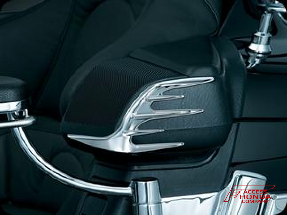 Накладки на задние колонки (пара) для Honda GL1800 Gold Wing 3732 Накладки на задние колонки (пара) для Honda GL1800 Gold Wing 3732