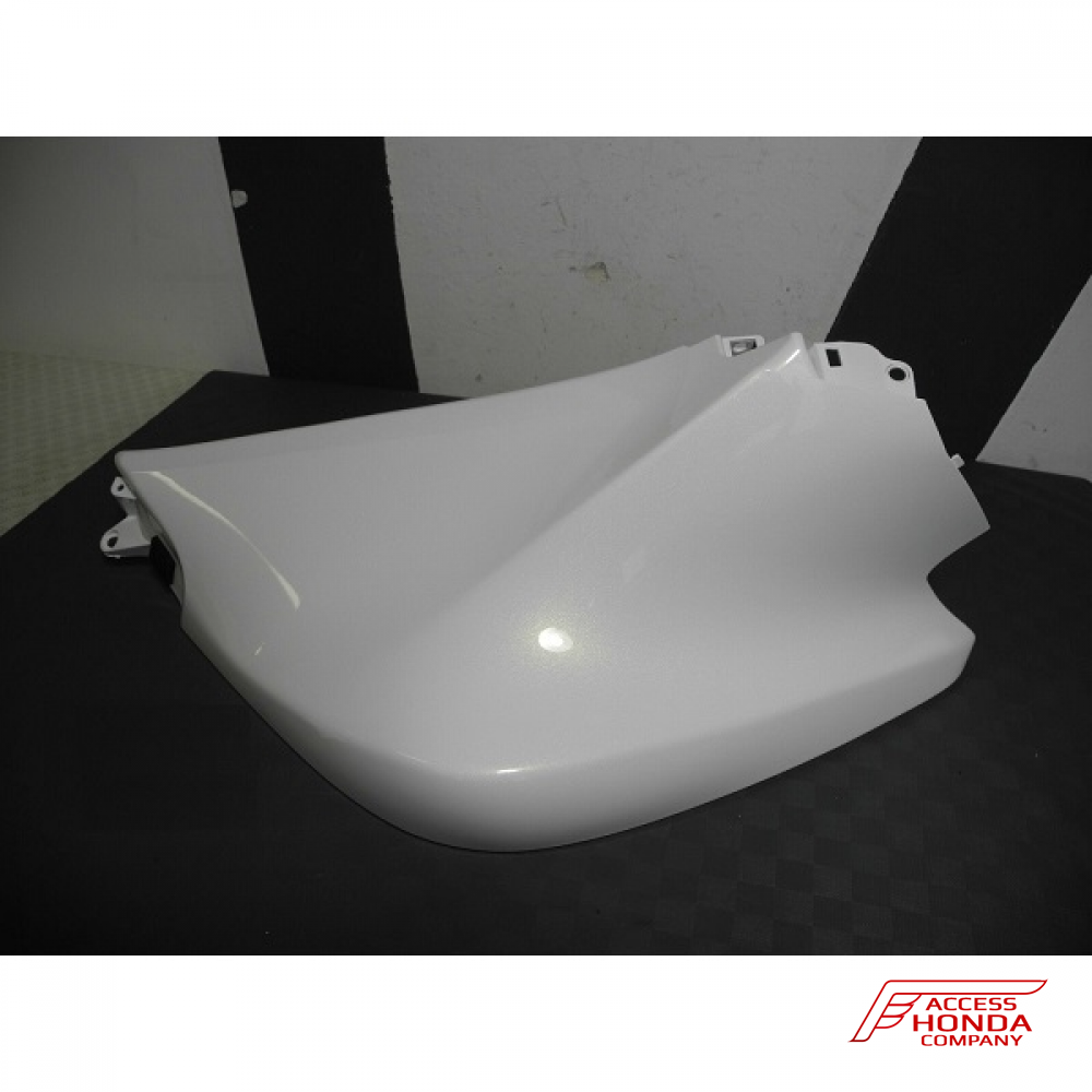 Обтекатель топливного бака (левый) Honda VFR1200 F 2010-2011 (Color: White NHA66) Обтекатель топливного бака (левый) Honda VFR1200 F 2010-2011 (Color: White NHA66)