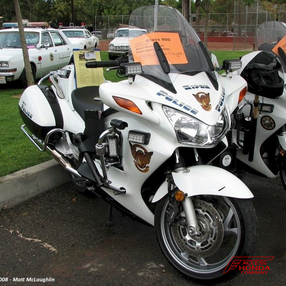 Кронштейн для противотуманных фар ST1300 Pan European Кронштейн для противотуманных фар ST1300 Pan European