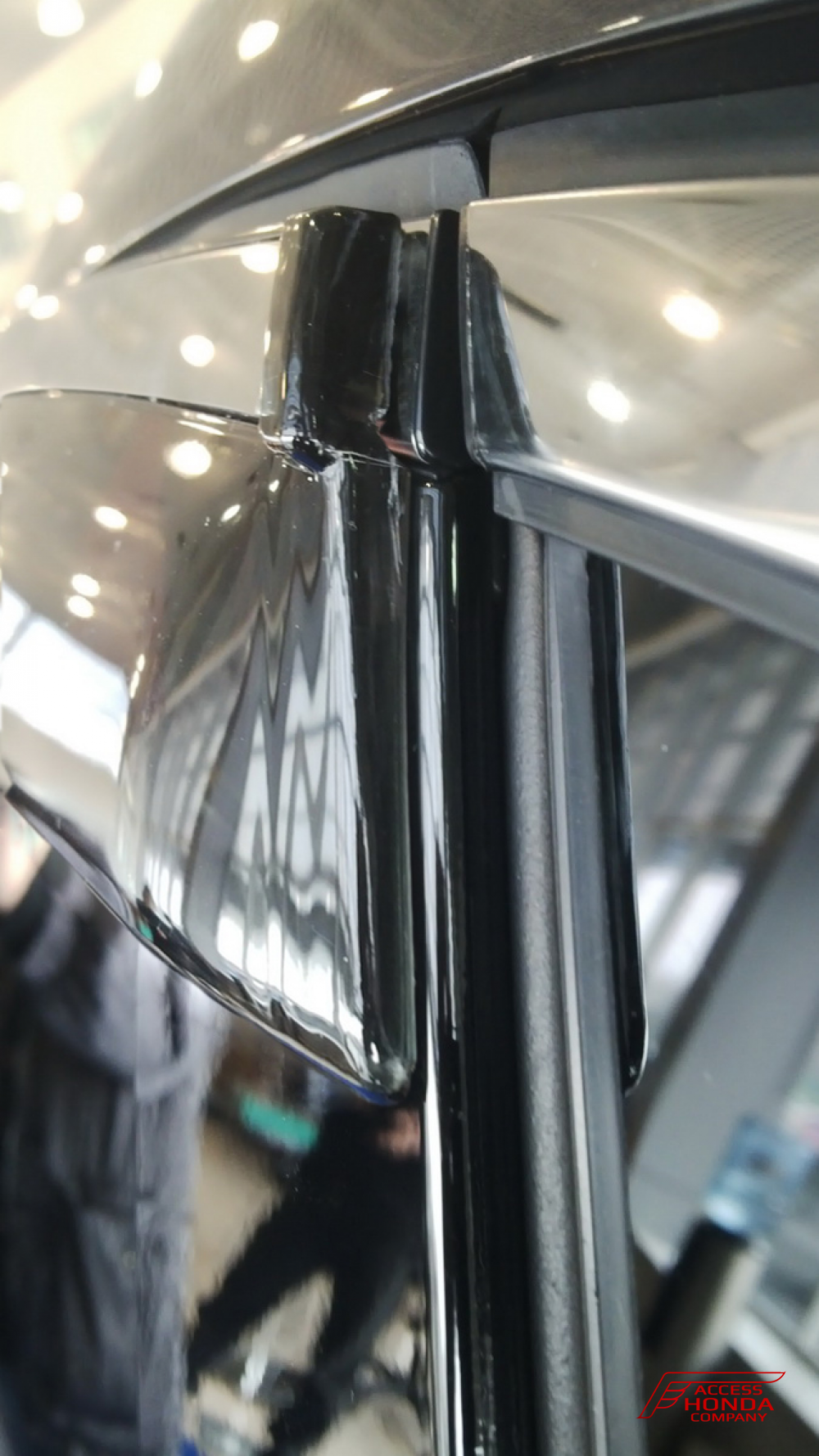 Оригинальные дефлекторы с молдингом из нержавеющей стали Acura MDX 3 Оригинальные дефлекторы с молдингом из нержавеющей стали Acura MDX 3