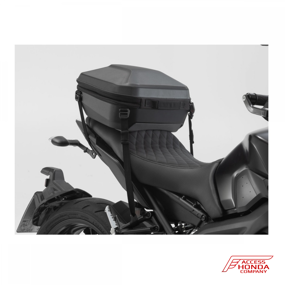 Центральный кофр с креплением на сиденье 16-29 л. SW-Motech URBAN ABS для мотоцикла Honda Центральный кофр с креплением на сиденье 16-29 л. SW-Motech URBAN ABS для мотоцикла Honda