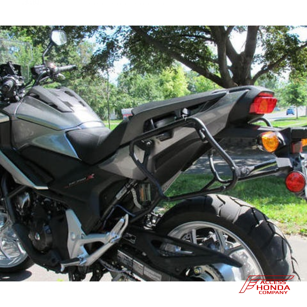 Крепление боковых кофров Givi \ Kappa для мотоцикла NC750S и NC750X Крепление боковых кофров Givi \ Kappa для мотоцикла NC750S и NC750X