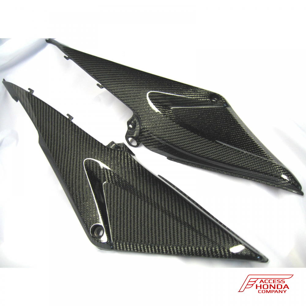 Карбоновые боковые накладки для CBR600RR 2005-06 Карбоновые боковые накладки для CBR600RR 2005-06