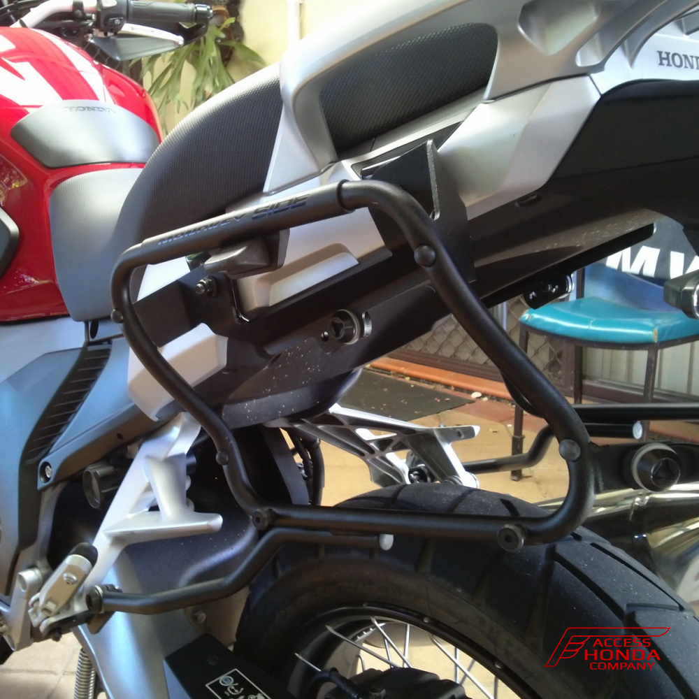 Быстросъёмное крепление боковых кофров GIVI \ Kappa MONOKEY V35 для мотоцикла VFR1200X/XD Crosstourer '12-'16 Быстросъёмное крепление боковых кофров GIVI \ Kappa MONOKEY V35 для мотоцикла VFR1200X/XD Crosstourer '12-'16