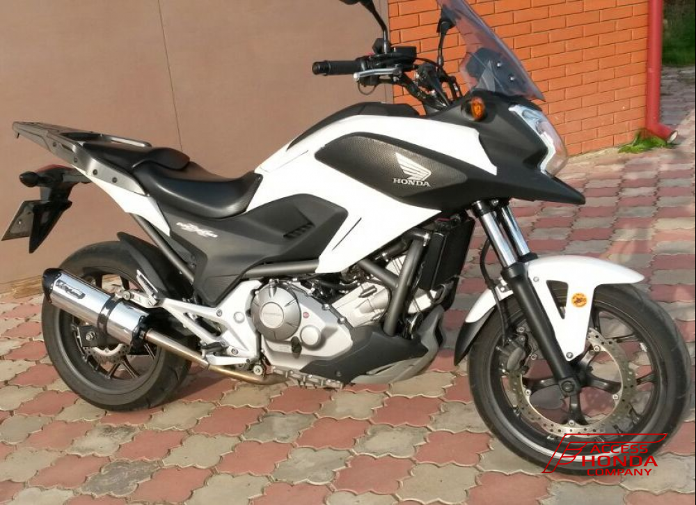 Выхлопная система Two Brothers для мотоцикла Honda NC700-750 (Slip-on Exhaust) Выхлопная система Two Brothers для мотоцикла Honda NC700-750 (Slip-on Exhaust)