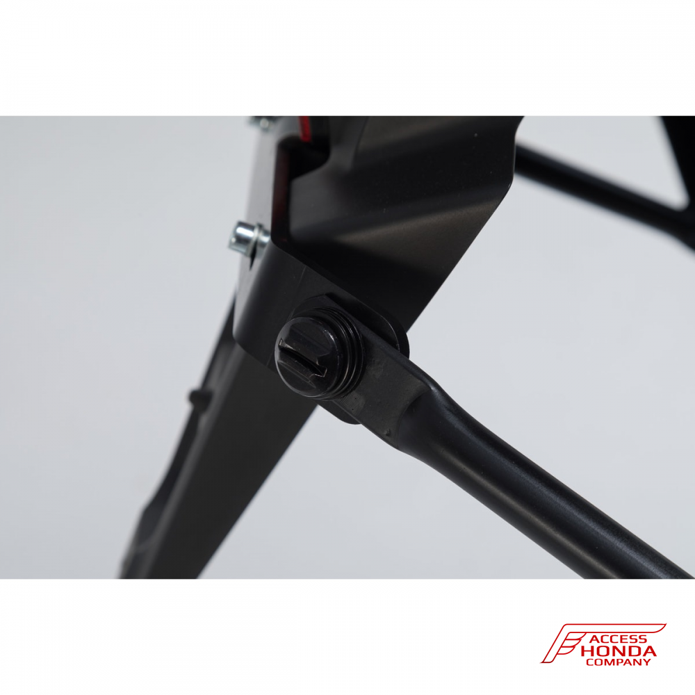 Крепеж SW-Motech PRO для боковых кофров на Honda CRF1000L Africa Twin (SD04) 2015-2017 Крепеж SW-Motech PRO для боковых кофров на Honda CRF1000L Africa Twin (SD04) 2015-2017