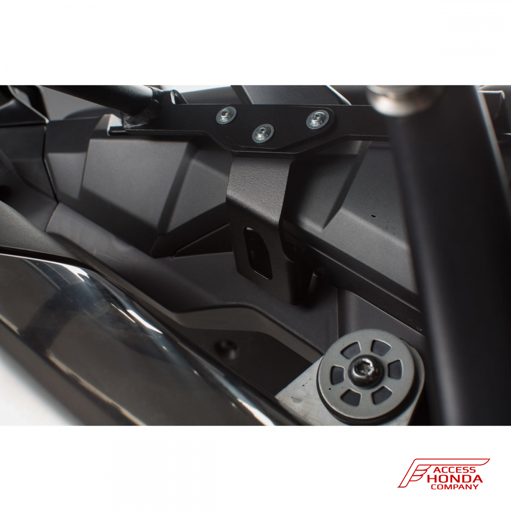 Усиленный крепеж для креплений боковых сумок SW-Motech PRO/EVO на Honda HONDA CRF1000L Africa Twin (SD04) '15-'17) Усиленный крепеж для креплений боковых сумок SW-Motech PRO/EVO на Honda HONDA CRF1000L Africa Twin (SD04) '15-'17)