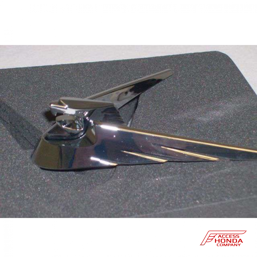 Оригинальная декоративная эмблема на переднее крыло для мотоцикла Honda GL1800 Gold Wing '01-'16/F6B Bagger '13-'16 08F85MCA800A (08F85-MCA-800A) Оригинальная декоративная эмблема на переднее крыло для мотоцикла Honda GL1800 Gold Wing '01-'16/F6B Bagger '13-'16 08F85MCA800A (08F85-MCA-800A)