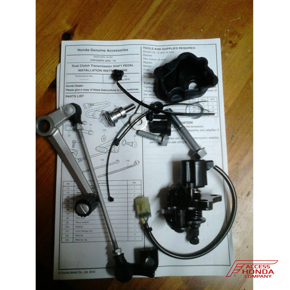 Оригинальная электронная лапка переключения передач для мотоцикла Honda VFR1200FD (с коробкой DCT) 08U70MGED50 (08U70-MGE-D50) Оригинальная электронная лапка переключения передач для мотоцикла Honda VFR1200FD (с коробкой DCT) 08U70MGED50 (08U70-MGE-D50)