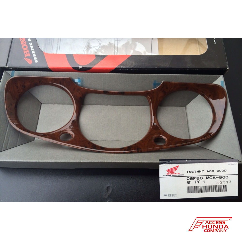Оригинальная накладка на приборную панель мотоцикла Honda GL1800 Gold Wing '01-'05 08F86MCA800 (08F86-MCA-800) Оригинальная накладка на приборную панель мотоцикла Honda GL1800 Gold Wing '01-'05 08F86MCA800 (08F86-MCA-800)