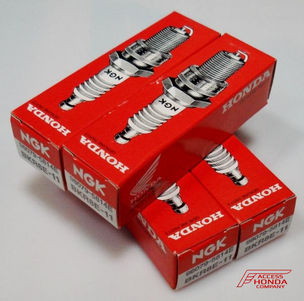 Оригинальная свеча зажигания HONDA (BKR8E-11) 980795814E (98079-5814E) Оригинальная свеча зажигания HONDA (BKR8E-11) 980795814E (98079-5814E)