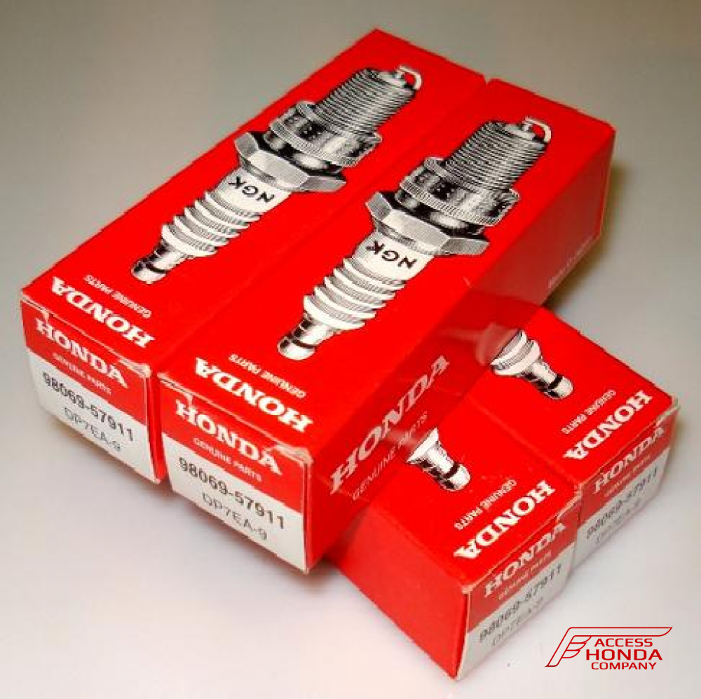 Оригинальная свеча зажигания HONDA (DP7EA-9) 9806957911 (98069-57911) Оригинальная свеча зажигания HONDA (DP7EA-9) 9806957911 (98069-57911)