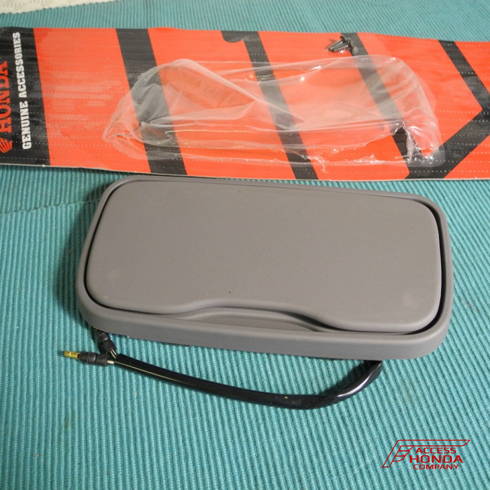 Оригинальная внутренняя подсветка с зеркалом в центральный кофр для мотоцикла Honda GL1800 Gold Wing '01-'16 08E75MCA801G (08E75-MCA-801G) Оригинальная внутренняя подсветка с зеркалом в центральный кофр для мотоцикла Honda GL1800 Gold Wing '01-'16 08E75MCA801G (08E75-MCA-801G)