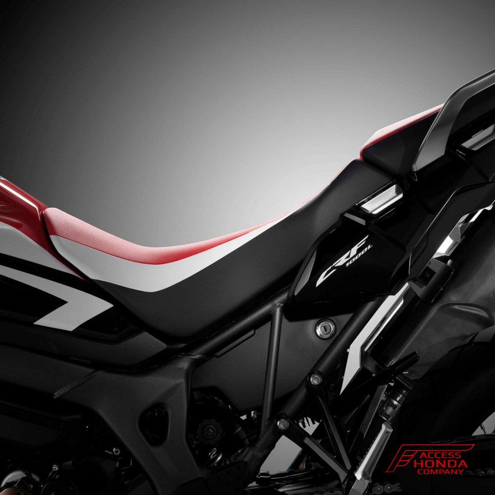 Оригинальное завышенное сиденье (+3 см) для мотоцикла Honda CRF1000L Africa Twin (Rally) 08R00MJPF50ZA (08R00-MJP-F50ZA) Оригинальное завышенное сиденье (+3 см) для мотоцикла Honda CRF1000L Africa Twin (Rally) 08R00MJPF50ZA (08R00-MJP-F50ZA)