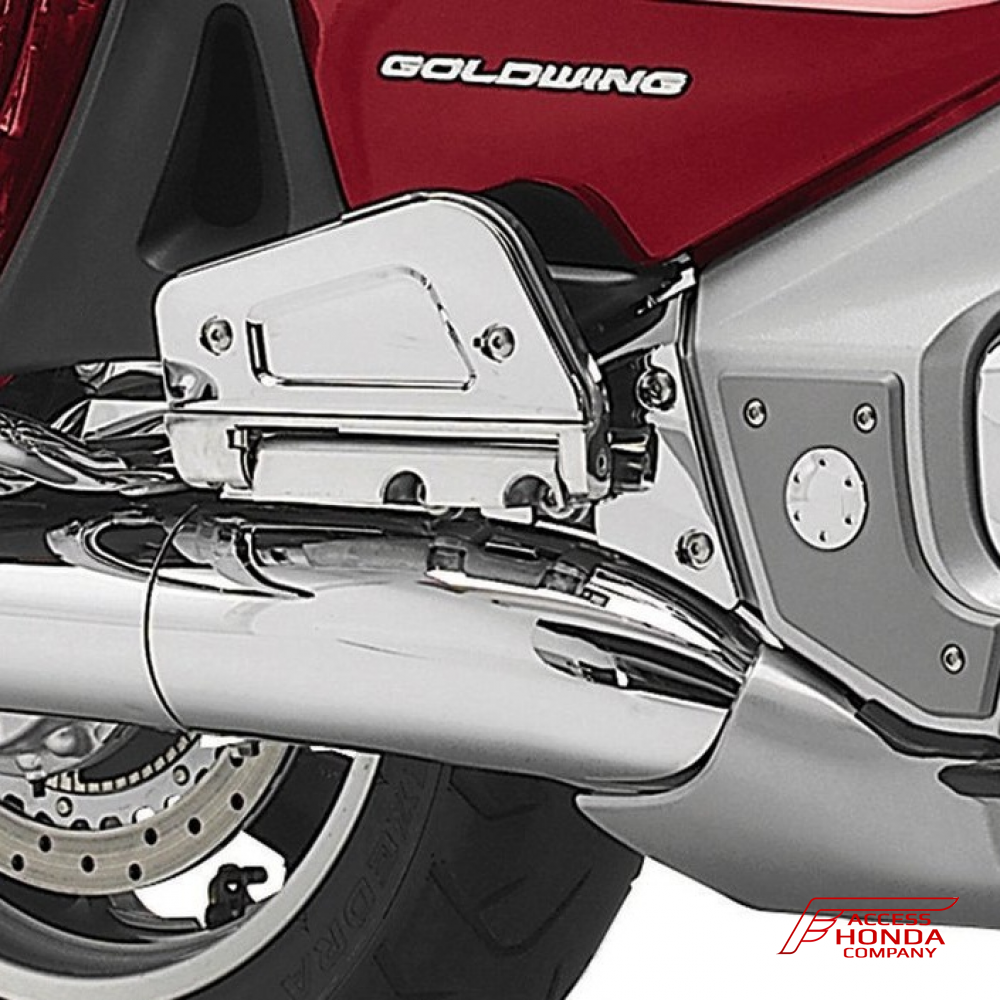 Оригинальные хромированные накладки кронштейнов пассажирских подножек мотоцикла Honda GL1800 Gold Wing '01-'16 08F86MCA800F (08F86-MCA-800F) Оригинальные хромированные накладки кронштейнов пассажирских подножек мотоцикла Honda GL1800 Gold Wing '01-'16 08F86MCA800F (08F86-MCA-800F)