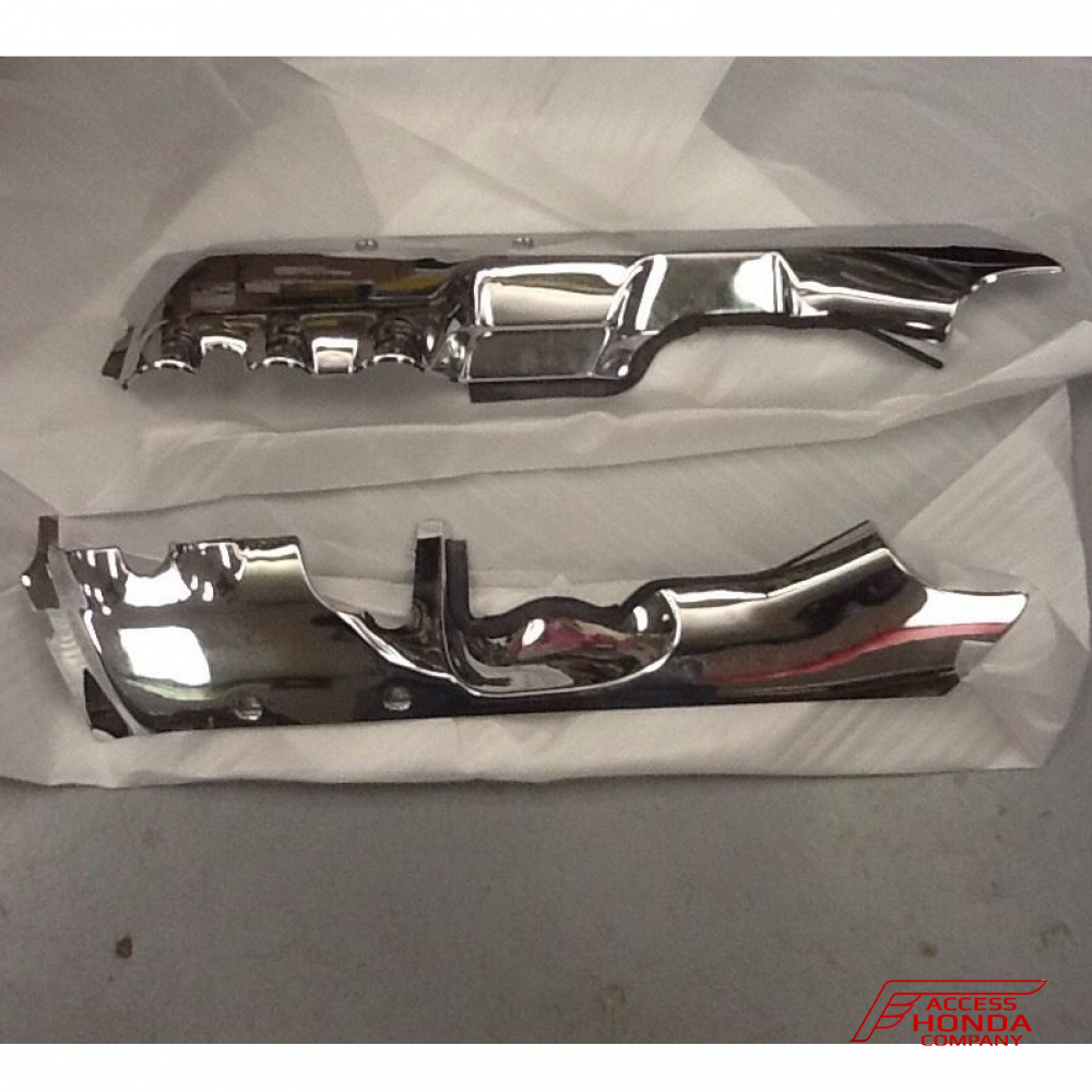 Оригинальные хромированные накладки на нижнюю часть мотоцикла Honda GL1800 Gold Wing '01-'05 08F81MCA800F (08F81-MCA-800F) Оригинальные хромированные накладки на нижнюю часть мотоцикла Honda GL1800 Gold Wing '01-'05 08F81MCA800F (08F81-MCA-800F)