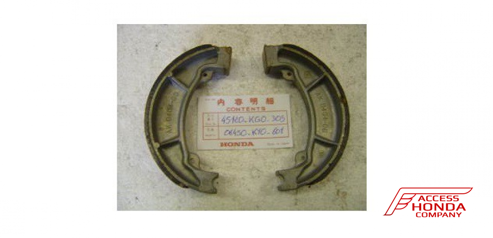 Оригинальные колодки тормозные передние для мотоцикла HONDA 45120KG0305 (45120-KG0-305) Оригинальные колодки тормозные передние для мотоцикла HONDA 45120KG0305 (45120-KG0-305)