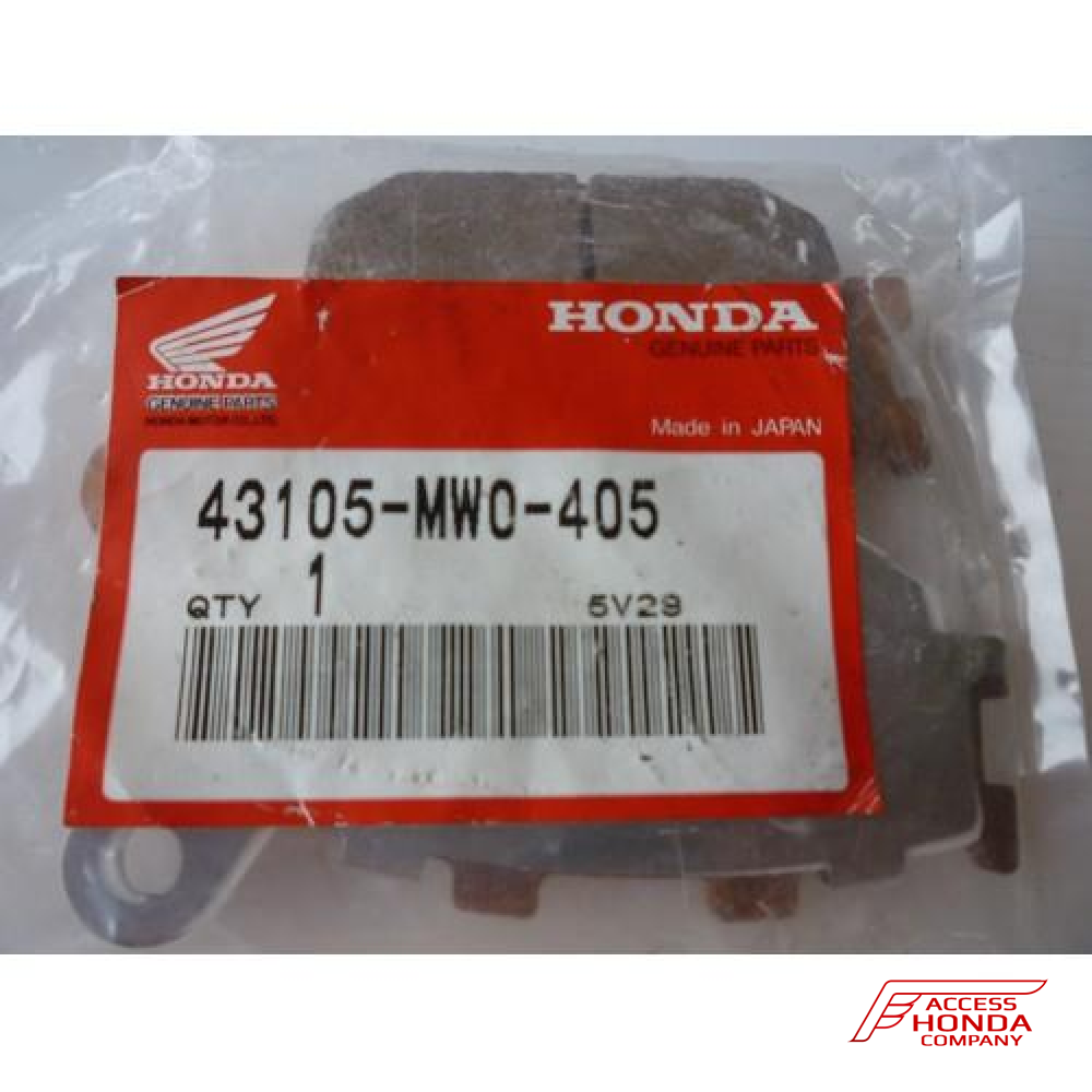 Оригинальные задние тормозные колодки для мотоцикла Honda 43105MW0405 (43105-MW0-405) Оригинальные задние тормозные колодки для мотоцикла Honda 43105MW0405 (43105-MW0-405)