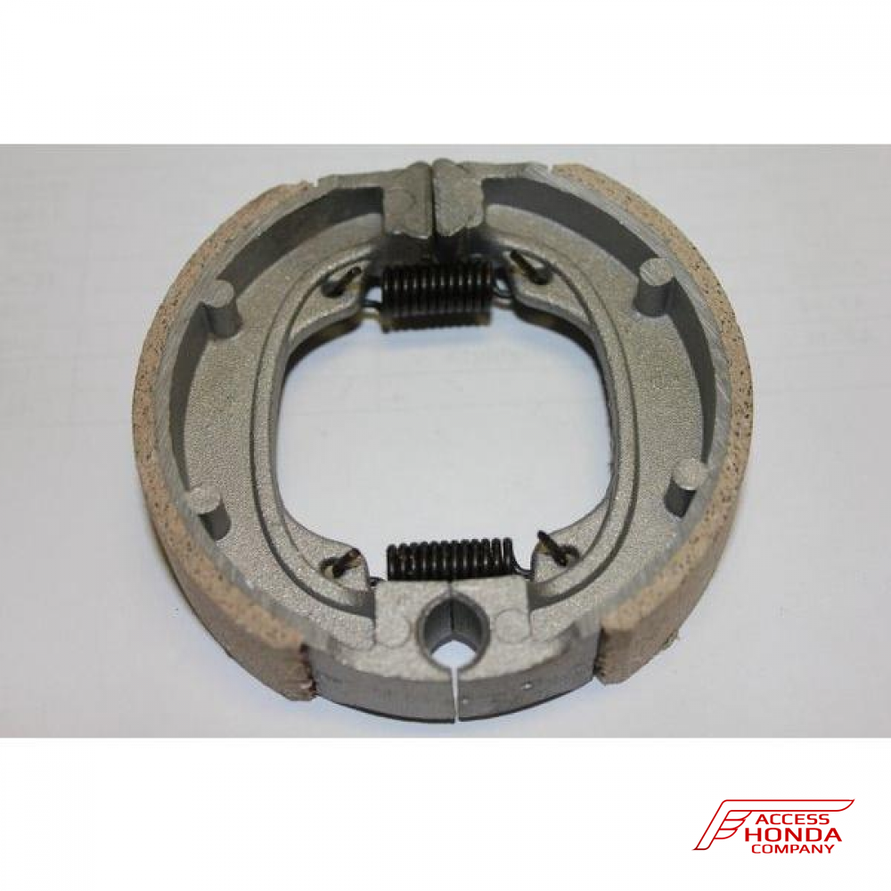 Оригинальные колодки тормозные задние для мотоцикла HONDA 43120MM9780 (43120-MM9-780) Оригинальные колодки тормозные задние для мотоцикла HONDA 43120MM9780 (43120-MM9-780)