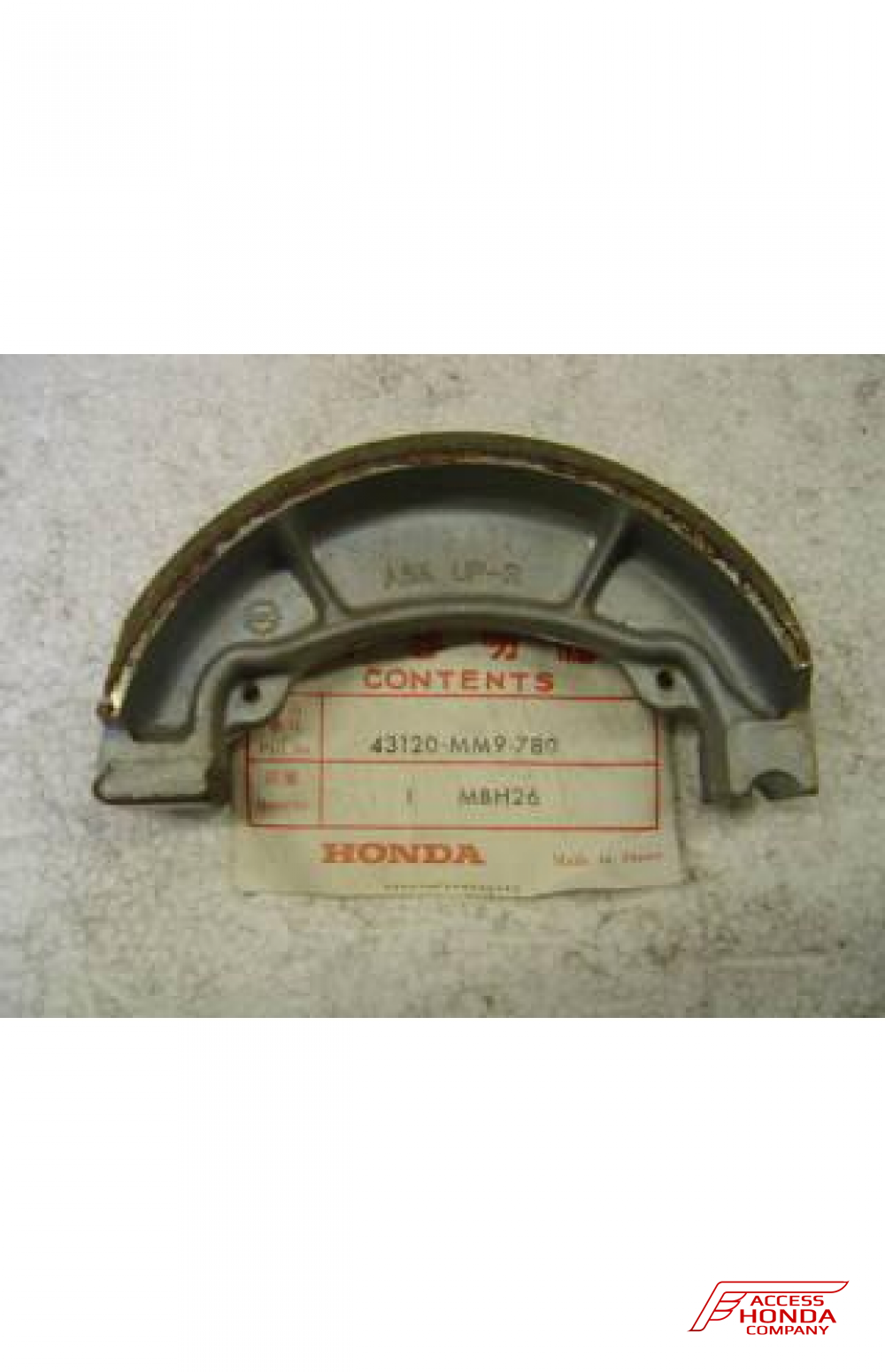 Оригинальные колодки тормозные задние для мотоцикла HONDA 43120MM9780 (43120-MM9-780) Оригинальные колодки тормозные задние для мотоцикла HONDA 43120MM9780 (43120-MM9-780)