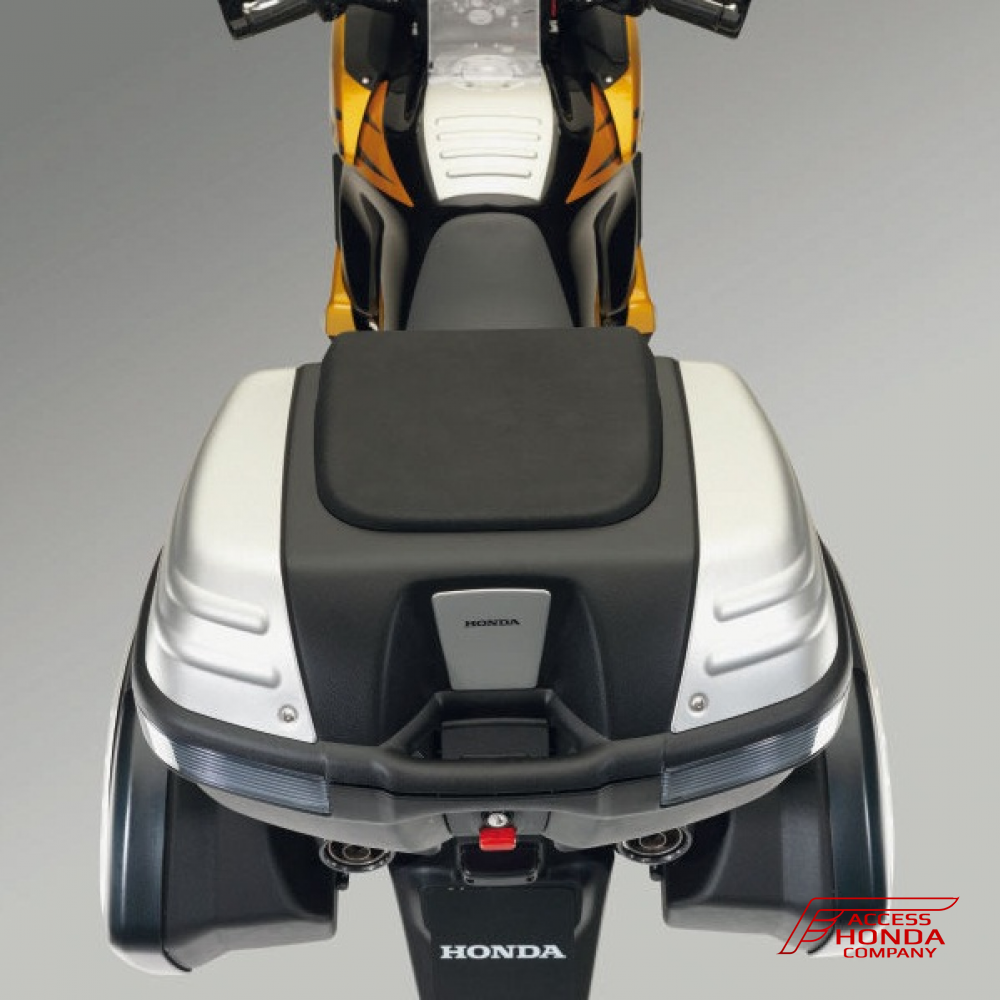 Оригинальный центральный кофр 45 л. для мотоцикла Honda XL1000V/VA Varadero '07-'11 08L55MBT800B (08L55-MBT-800B) Оригинальный центральный кофр 45 л. для мотоцикла Honda XL1000V/VA Varadero '07-'11 08L55MBT800B (08L55-MBT-800B)